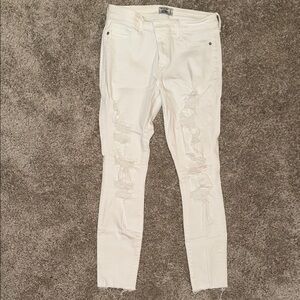 Abercrombie & Fitch - 27/4R